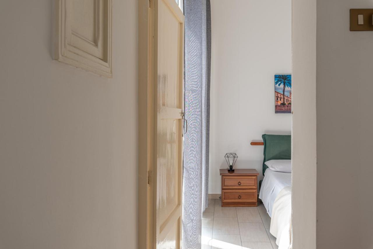 I Mori-Holiday Apartment Palermo Esterno foto